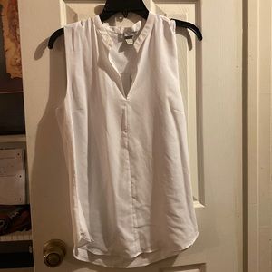 White sleeveless blouse